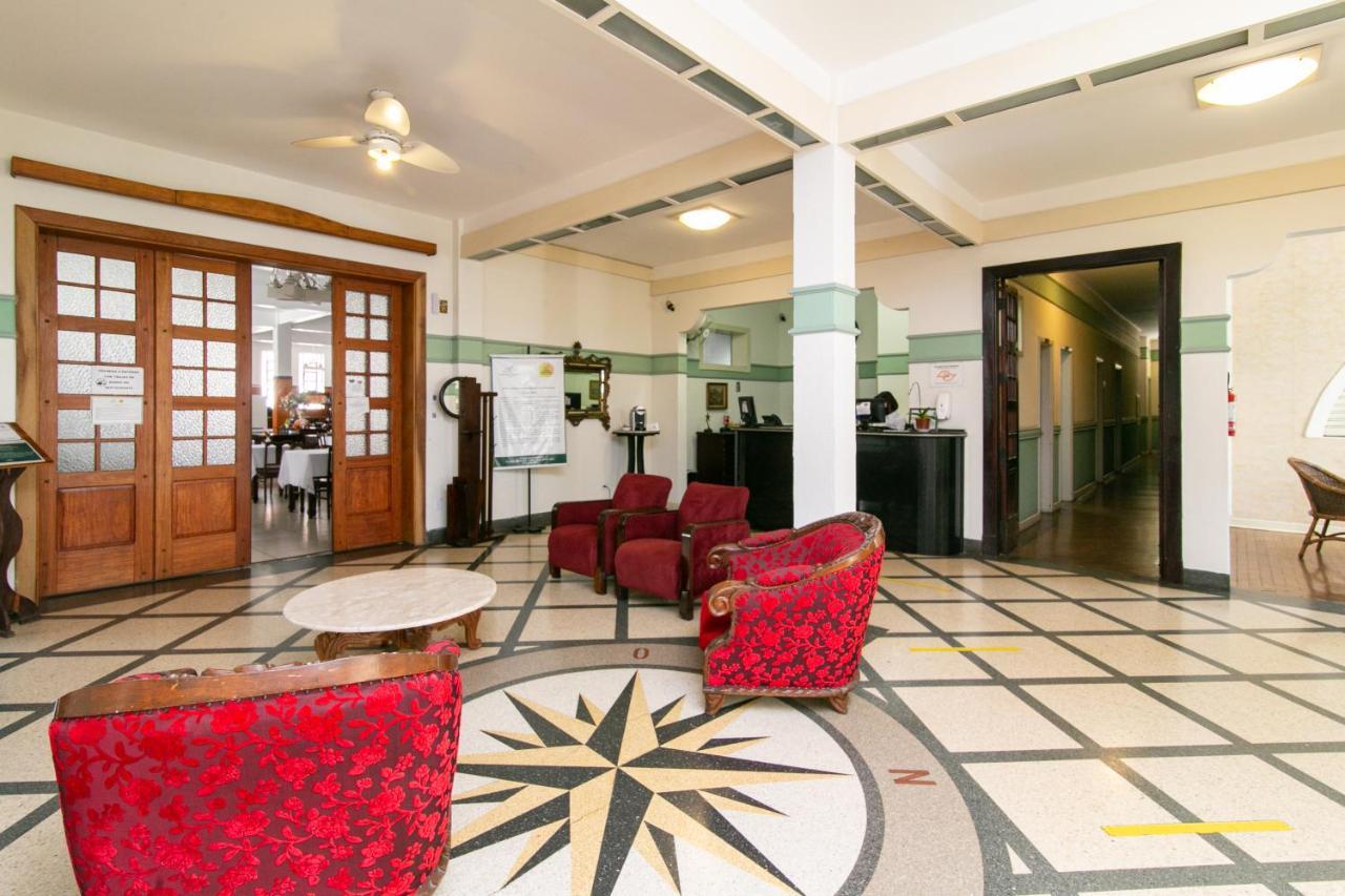 Águas de São Pedro Avenida Charme Hotel מראה חיצוני תמונה